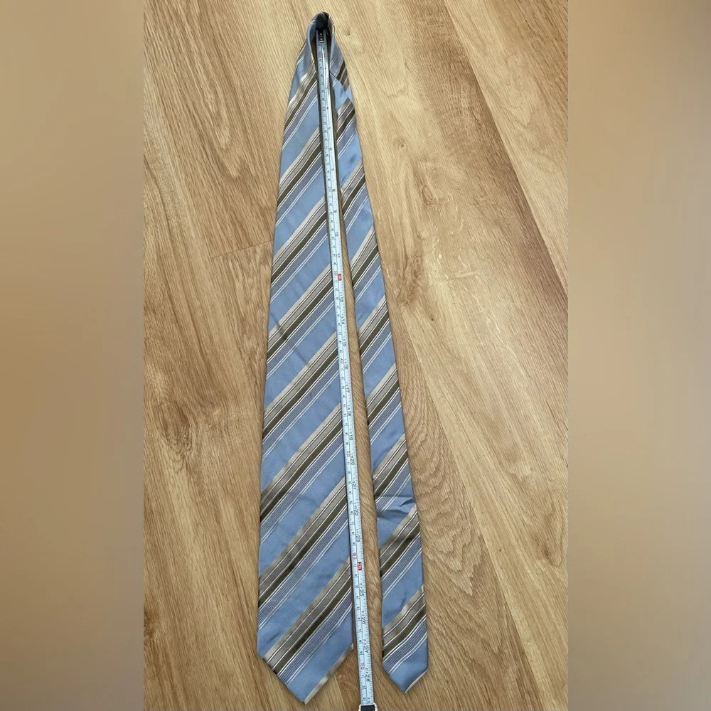 Giorgio Armani Blue Tan Gold Striped Tie 100% silk vintage